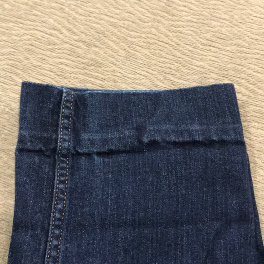 Jeans - Picture 3 of 3